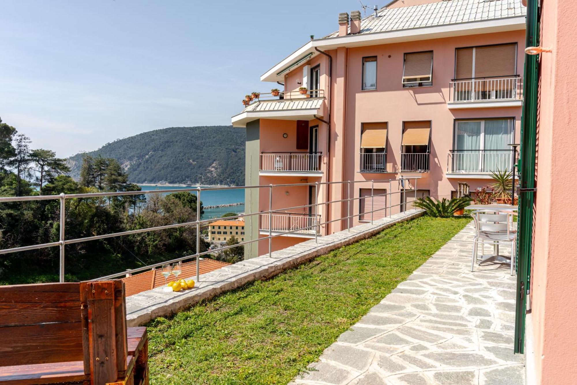Il Vigneto Villa Moneglia Bagian luar foto